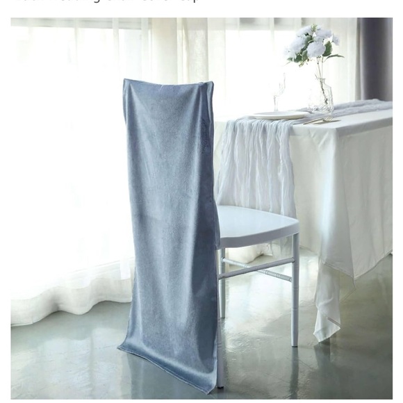 Table Linen Set - Picture 4 of 5